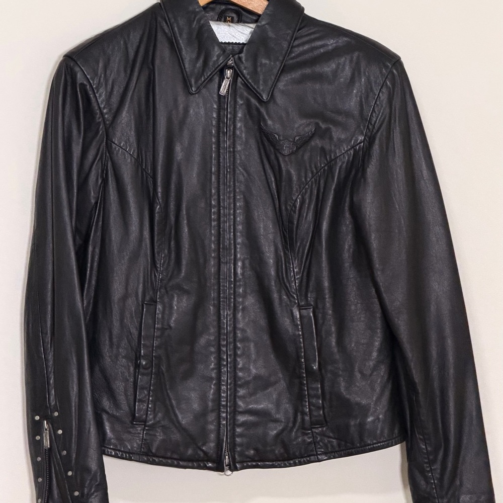 Like new - M Harley-Davidson Women’s Black Leather Jacket